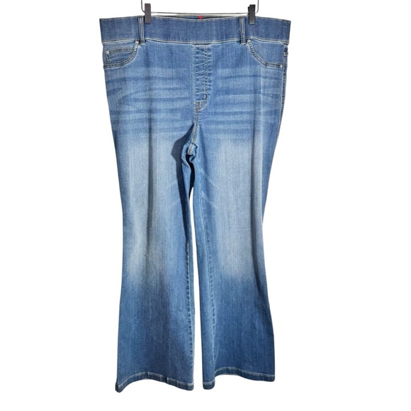 SPANXshape™ EveryWear Flare Jeans, Vintage Indigo Size 3x - Picture 5 of 12